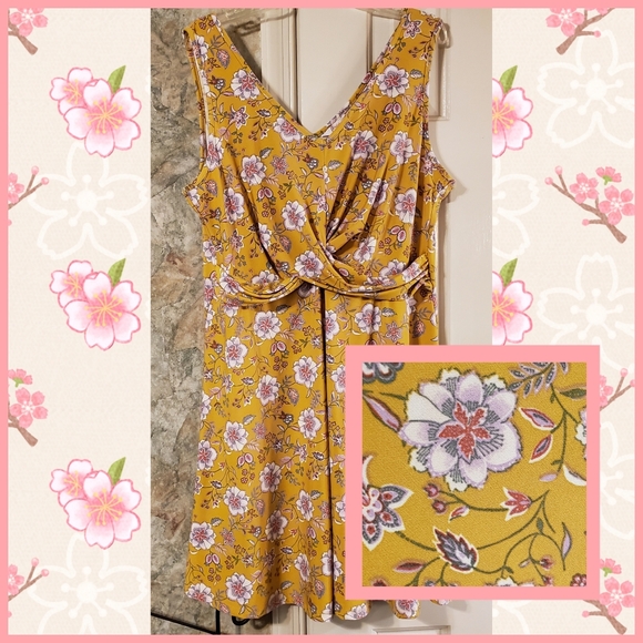 Candie's Dresses & Skirts - 📢🎁 Candies | Floral V-neck Crossover Dress